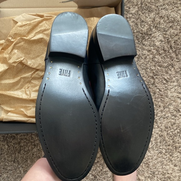 FRYE Women's Extended Calf Melissa Button Back Zip Tall Boots 8M BRAND NEW!! - Picture 4 of 13